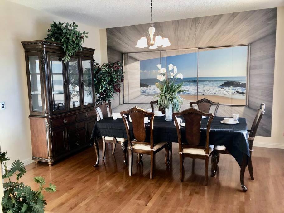 カルガリー 2500 Sq House In Springbank Hill Bl 261818ヴィラ エクステリア 写真
