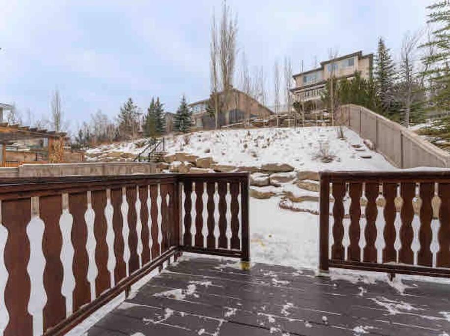 カルガリー 2500 Sq House In Springbank Hill Bl 261818ヴィラ エクステリア 写真